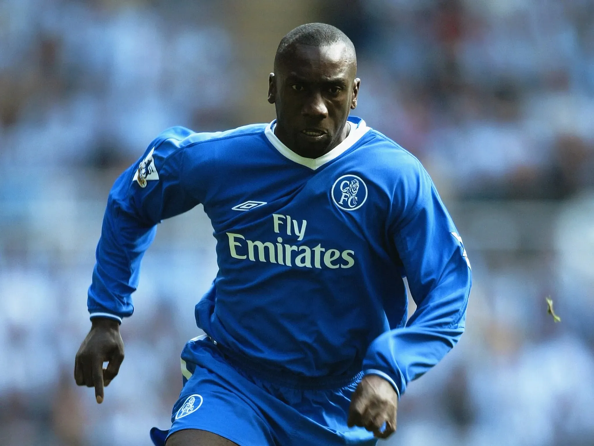 Jimmy Floyd Hasselbaink playing for Chelsea.  Image | These Football Times