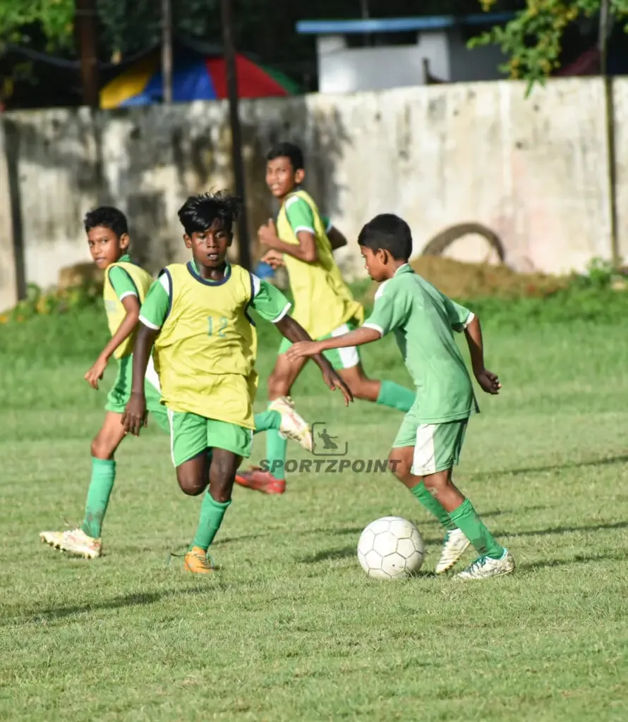 Young kids playing at Kalyani Municipal Academy under Debabrata Biswas | Sportz Point Speaks