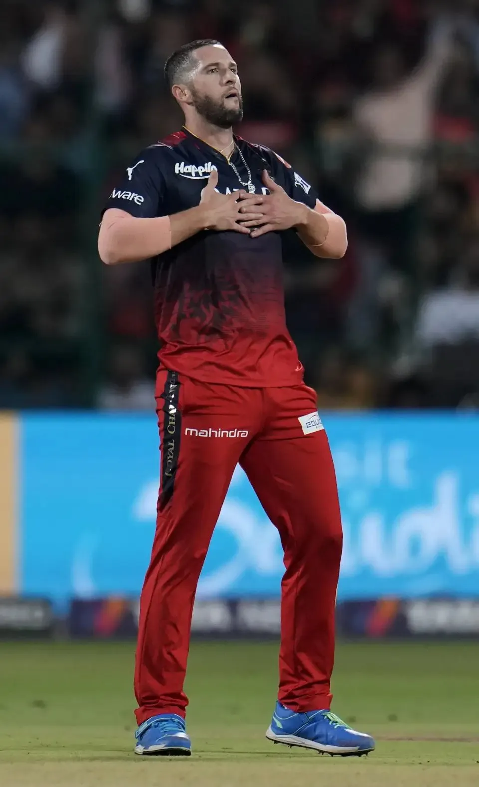 Wayne Parnell, playing his first IPL game since 2014, picked up two wickets in his first over | Sportz Point