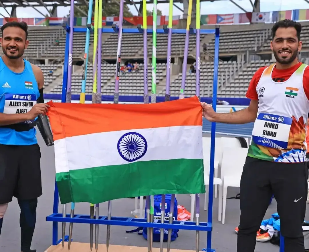 Ajeet Singh and Rinku after winning the Gold and Silver medal respectively in Men's Javelin Throw F46 event in Para Athletics World Championship 2023 | Sportz Point