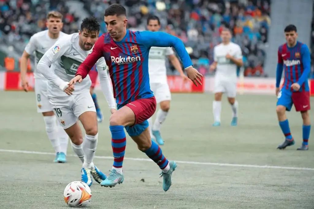 Elche vs Barcelona| Busquets | Sportz Point. 