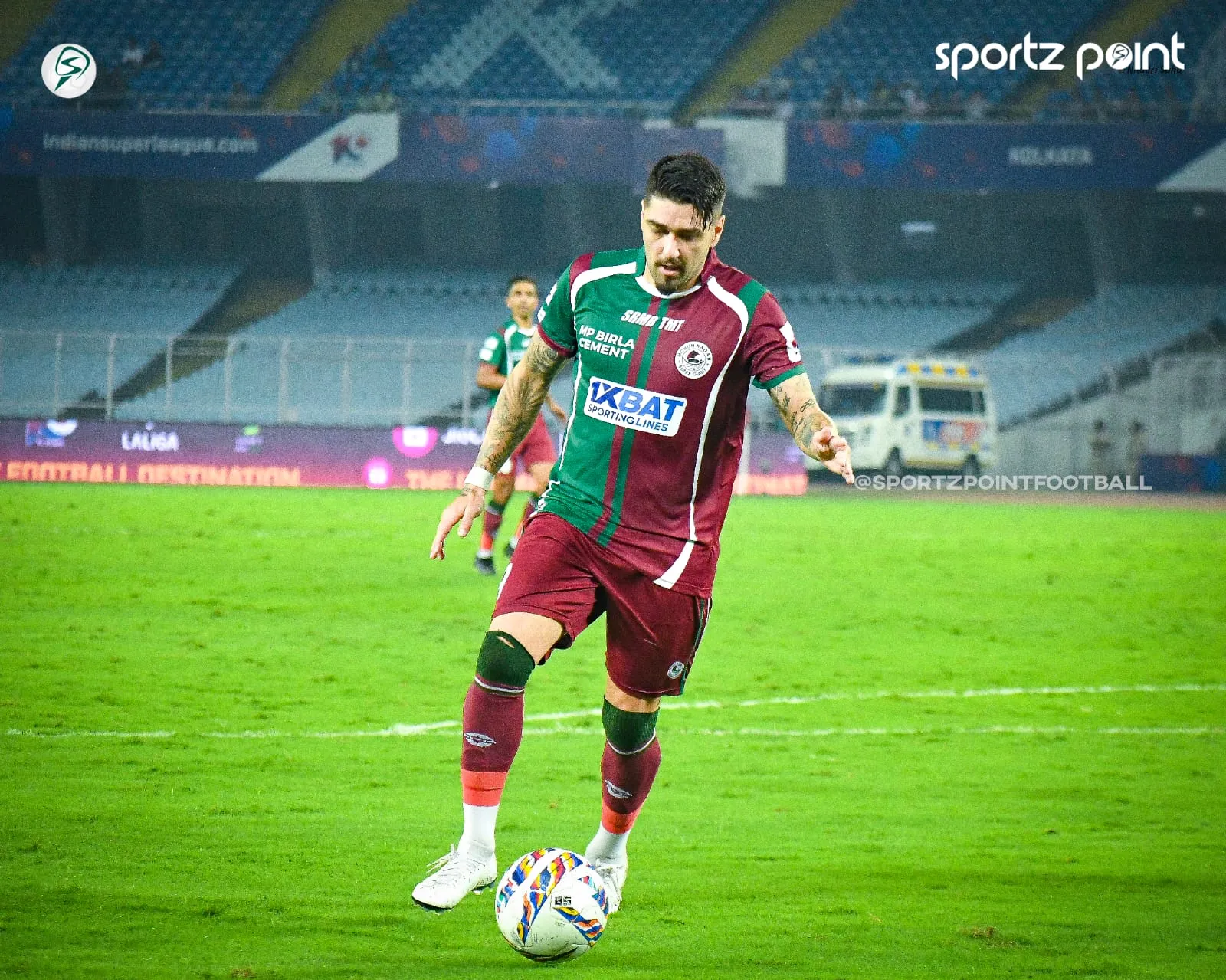 ISL 2023-24: Petratos dominates in the first half  SportzPoint