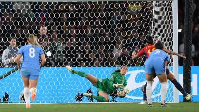 La Roja: Earps saved the spot kick | Sportz Point