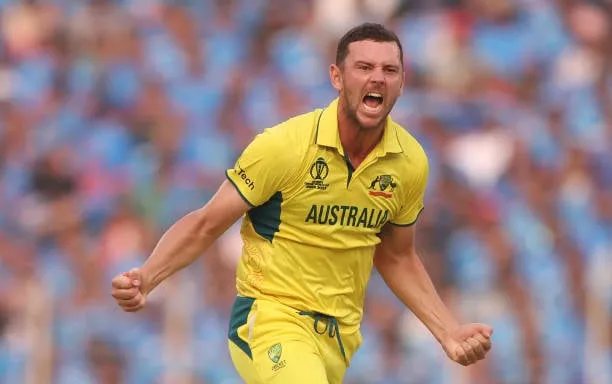 Hazlewood didn't let Jadeja open his arms  Getty Images