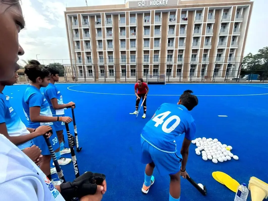 Former Indian Women's team captain Rani holds special women strikers camp in Odisha | Sportz Point