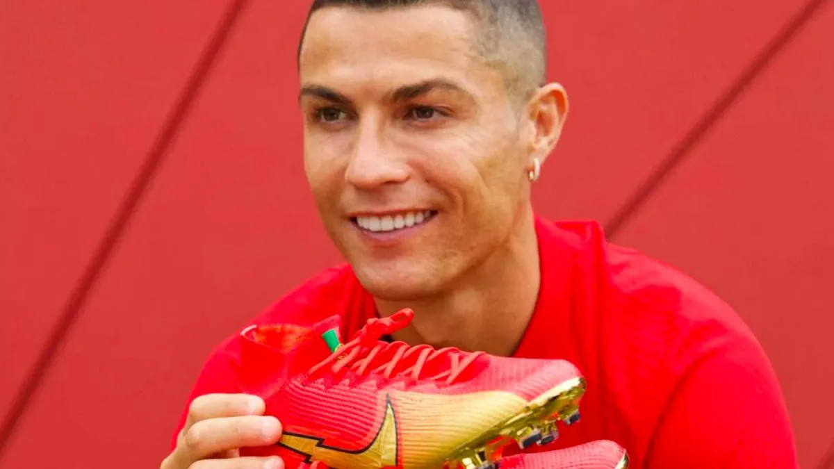Cristiano Ronaldo wears the Nike Mercurial Superfly 7 | SportzPoint