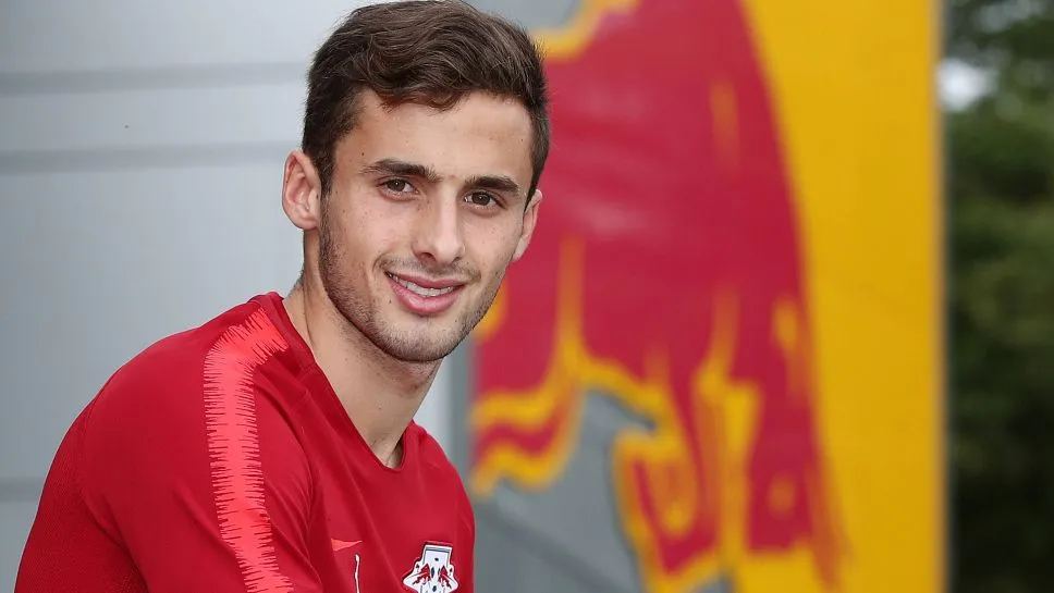 RB Leipzig's Marcelo Saracchi's rewriting the rules on rise to the top |  Bundesliga