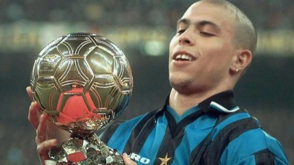 Ronaldo Nazario -  Sportz Point