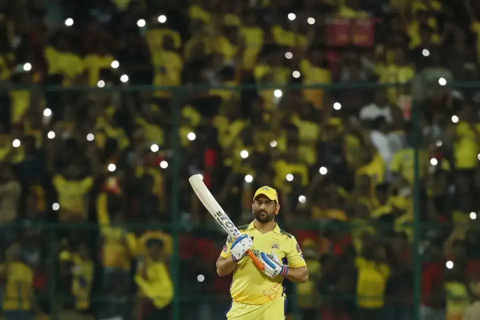 RCB vs CSK: Rough estimates suggested that there were more CSK fans at the ground than RCB fans, but they only got to watch MS Dhoni play one ball | Sportz Point