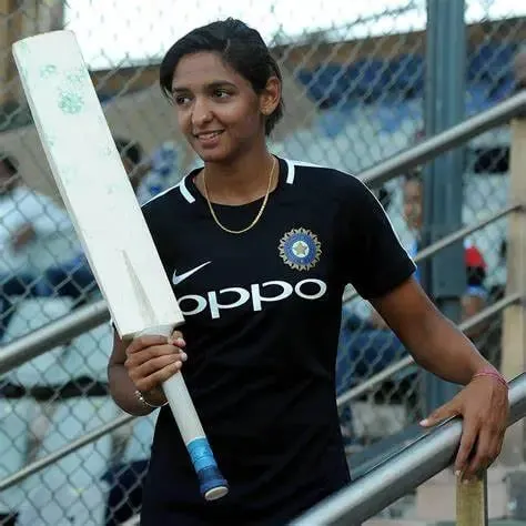 Harmanpreet Kaur becomes the first Indian to win-Sportz Point<br />
