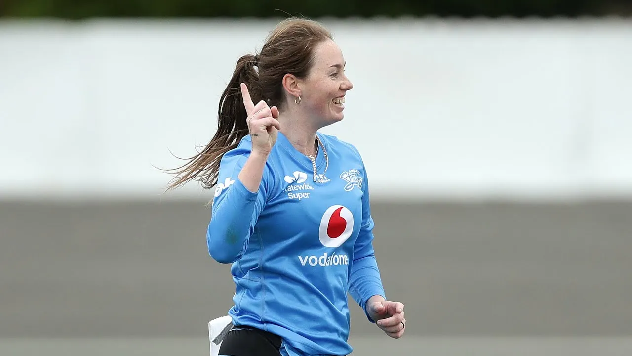 Wellington took fifer and his 100th WBBL wicket | SportzPoint.com