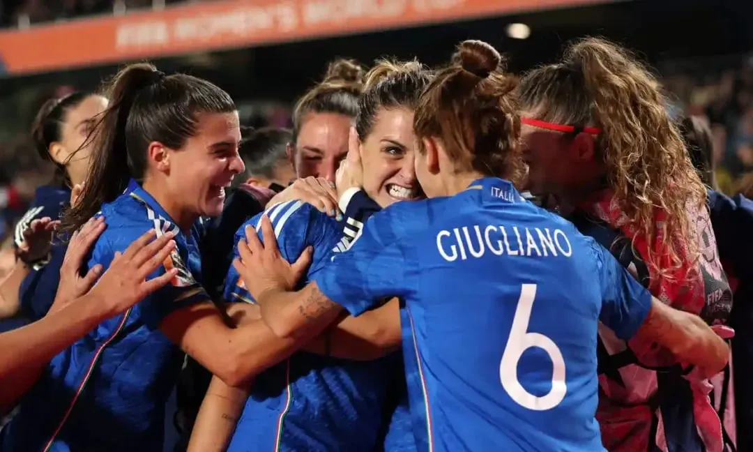 Italy vs Argentina:<br />
The Italian Women's football team celebrating Cristiana Girelli's winner | Sportz Point