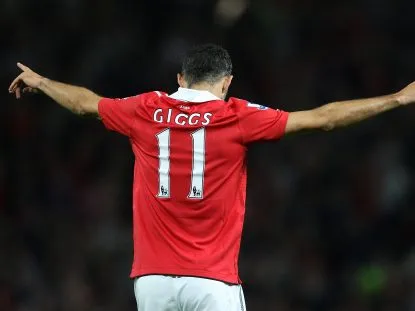 Ryan Giggs donned the number 11 during his time at Old Trafford | SportzPoint
