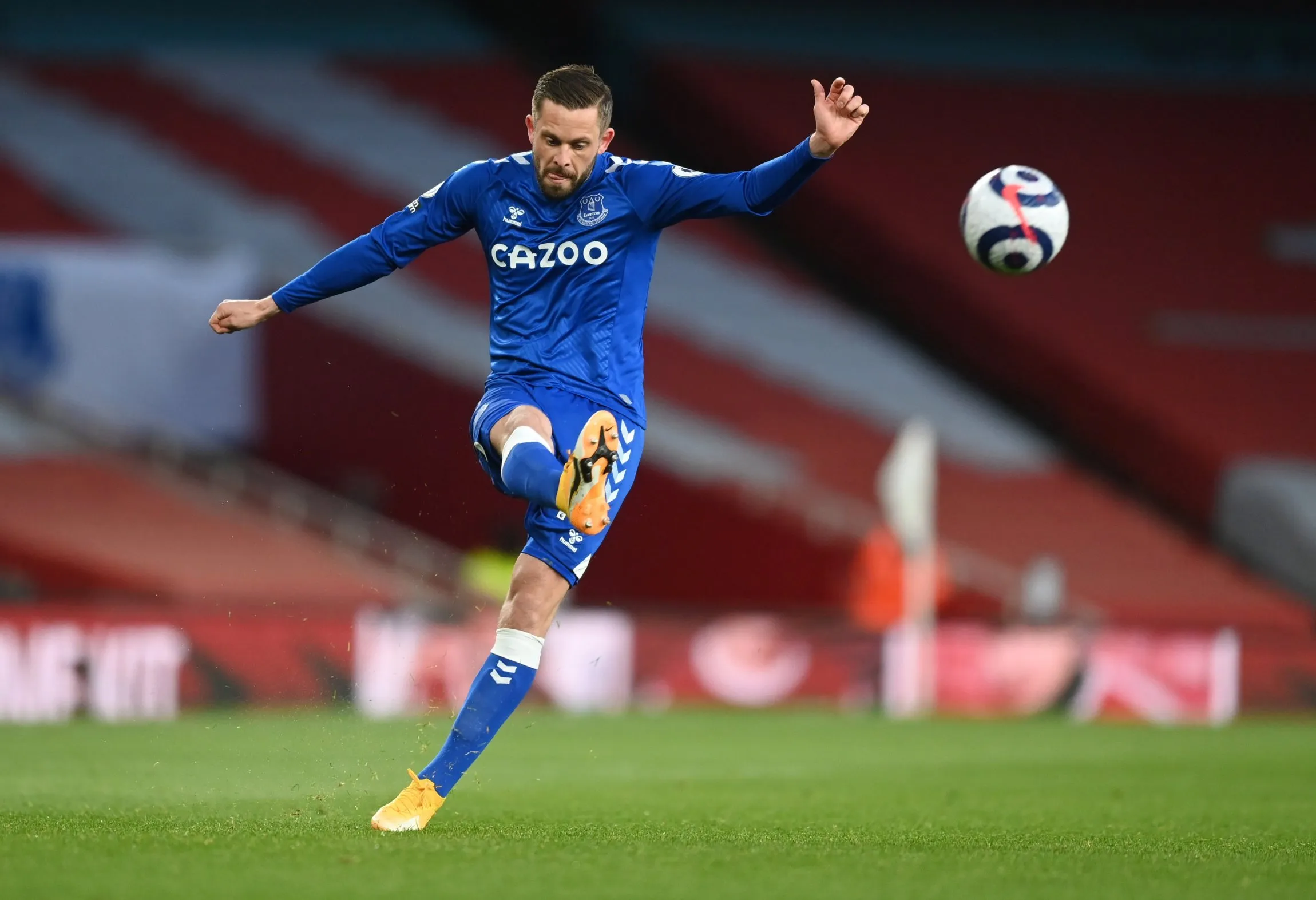 Gylfi Sigurdsson scoring a free-kick goal for Everton in the 2020-21 season │ Sportz Point