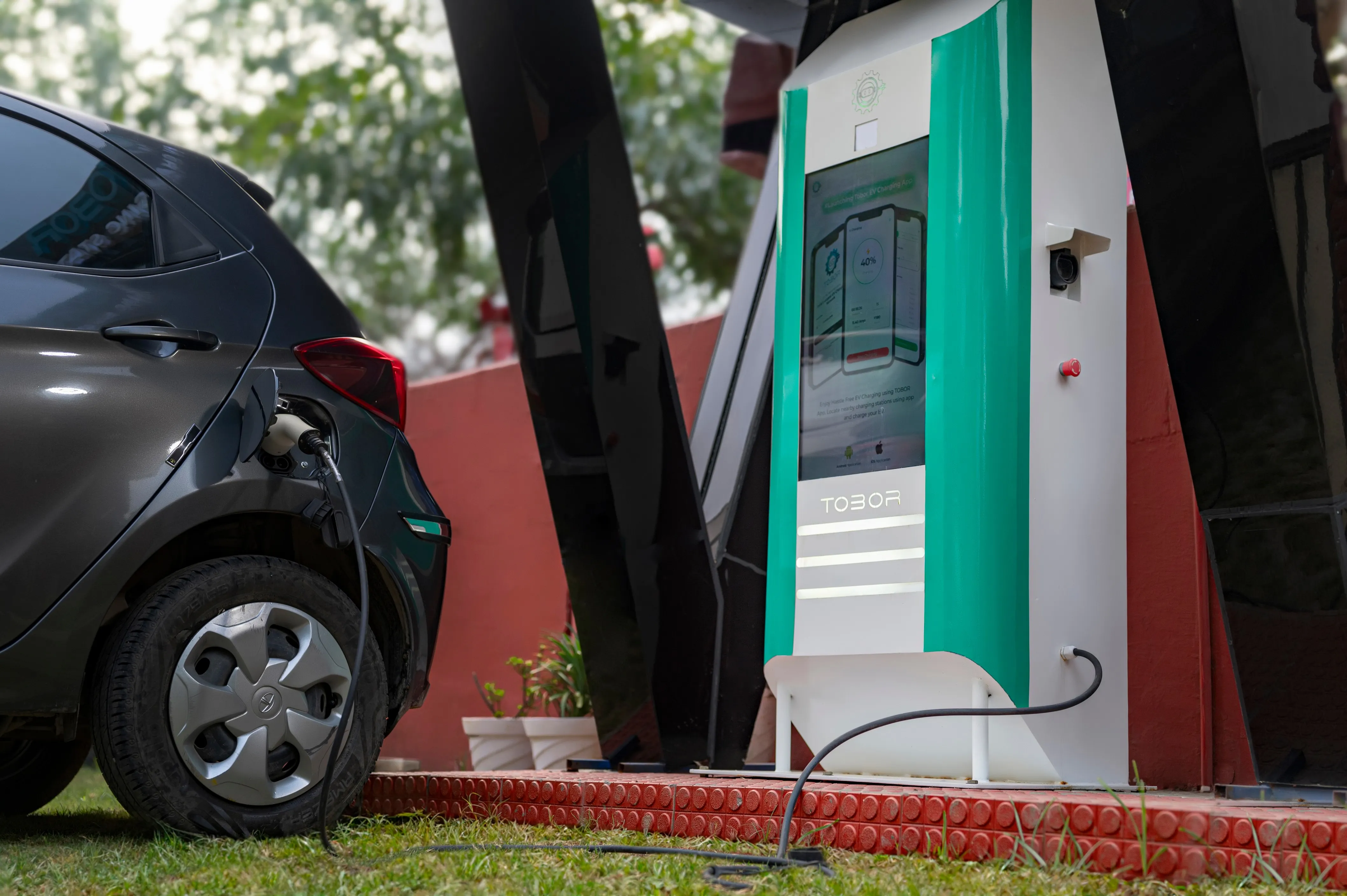 Tabor EV Charger