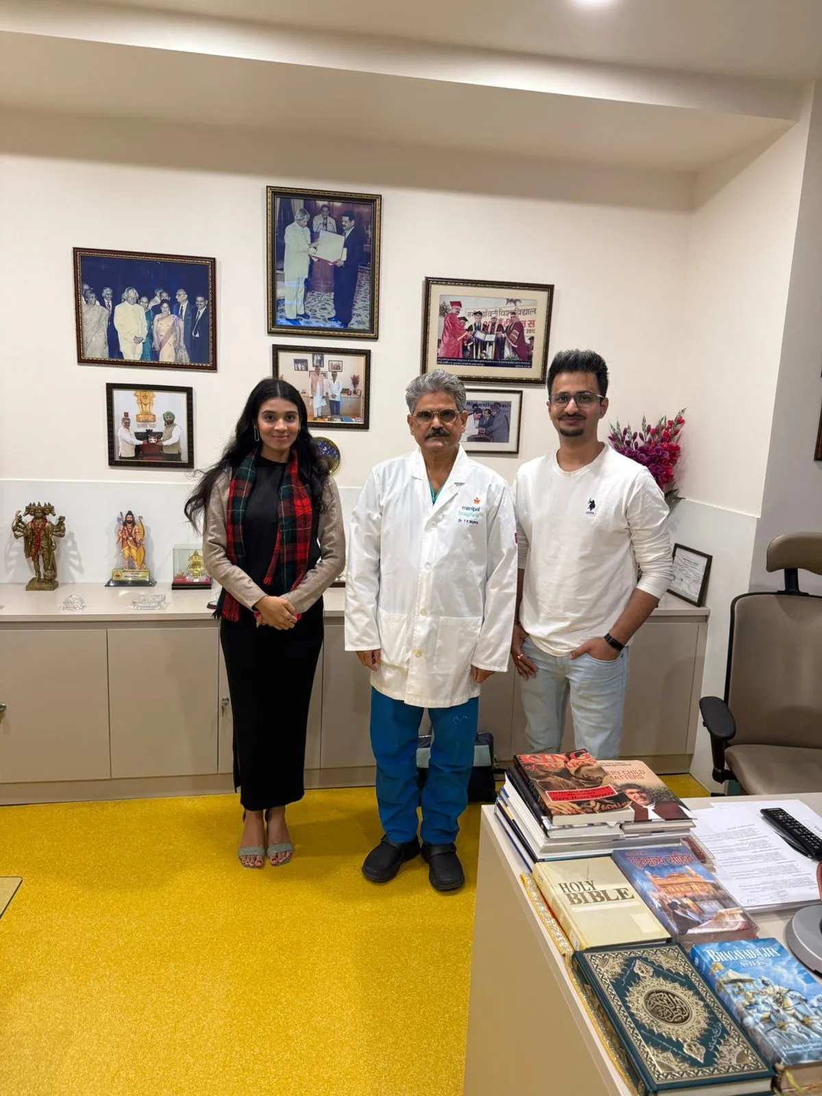  Dr. Riya Shree & Ankit Singh With a Healthcare Professional