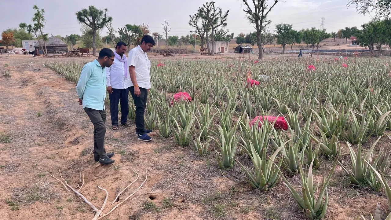 Rakesh Choudhary With Farmers