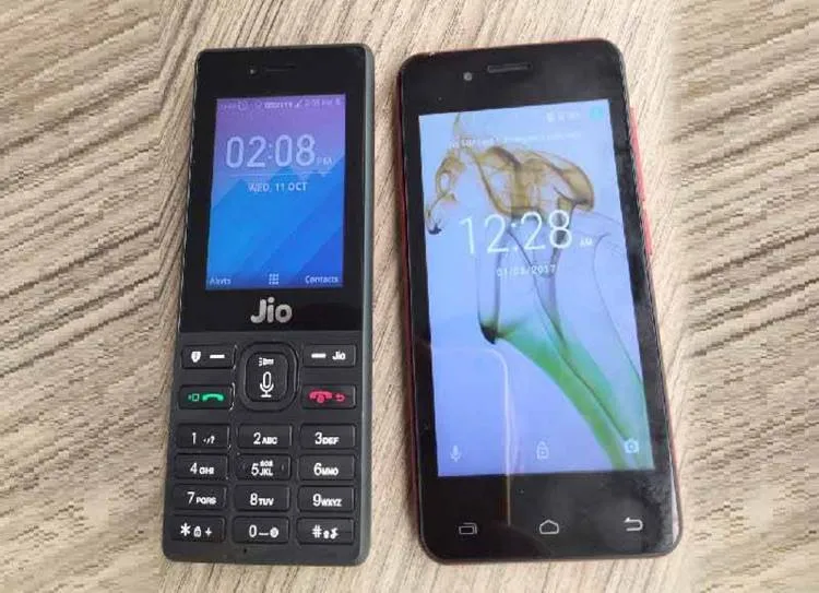 Airtel, Airtel 4G smartphone, Reliance JioPhone, Reliance Jio, Reliance feature phone,