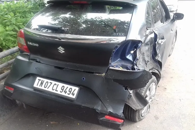 கார் விபத்து