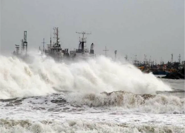 Cyclone Fani Live Updates Chennai Weather Today