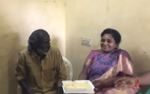 tamilisai soundarrajan meet auto driver kathir, தமிழிசை சவுந்தரராஜன்