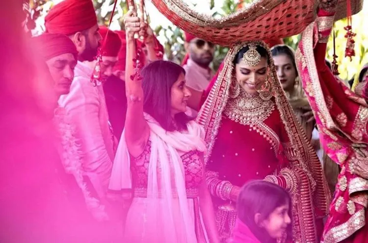 deepveer wedding photos, தீபிகா - ரன்வீர்