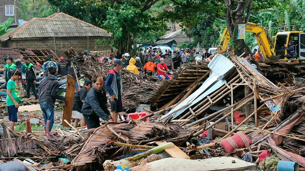 Indonesia tsunami, Tsunami in Indonesia Photos and videos, 