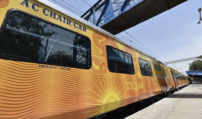 tejas express, சொகுசு ரயில்