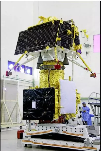 Rover of Chandrayan 2, ISRO chandrayan-2 Launch, Orbiter of Chandrayan 2, 