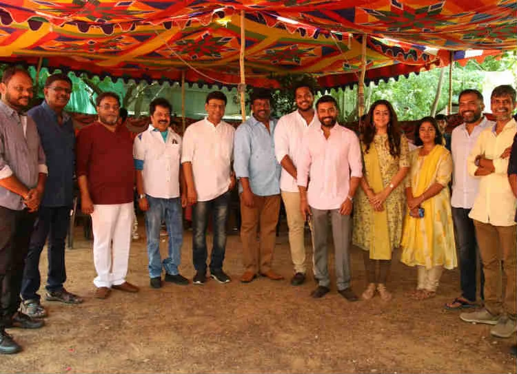 Ponmagal Vandhal Pooja Still