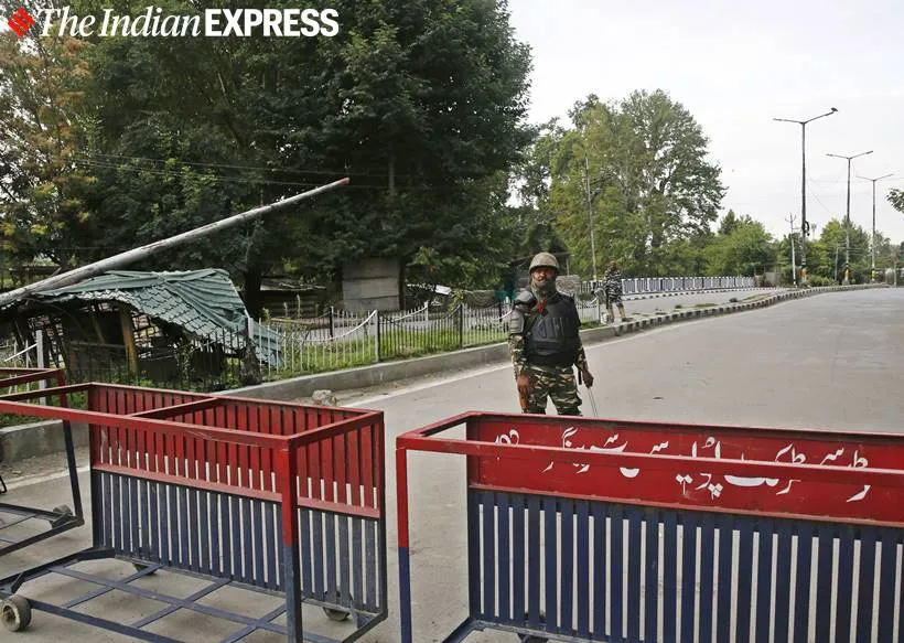 Kashmir lockdown Exclusive Express photos from Kashmir Valley 