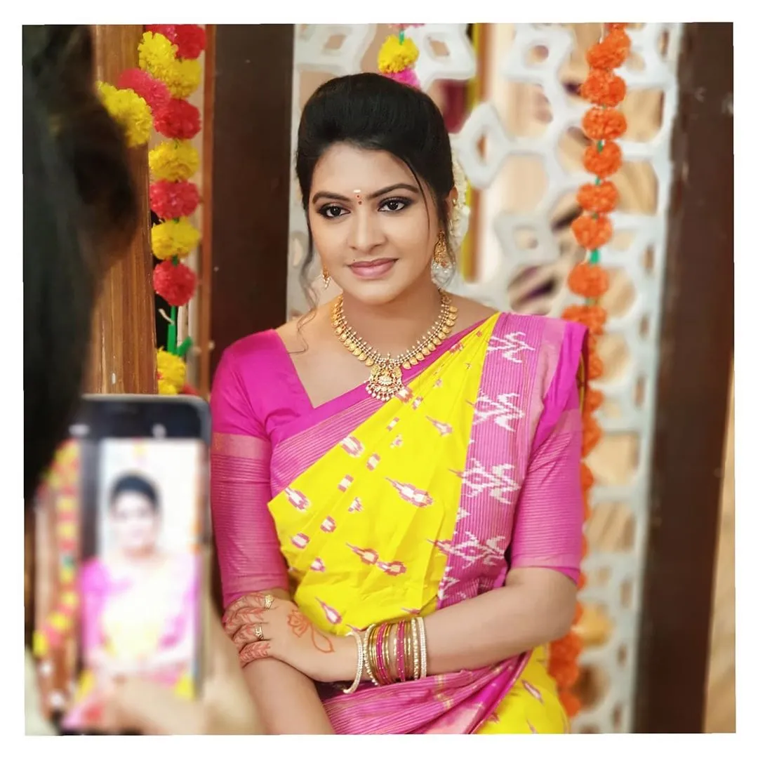 Lead actress of Tamil Serials, Latest Photos