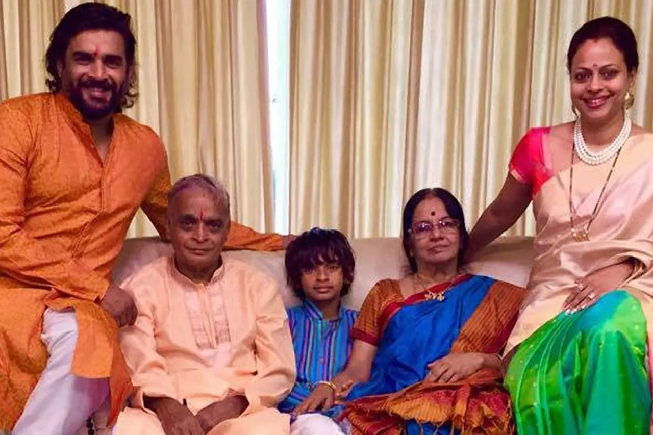 Tamil Celebrities with their family - Rare Photos