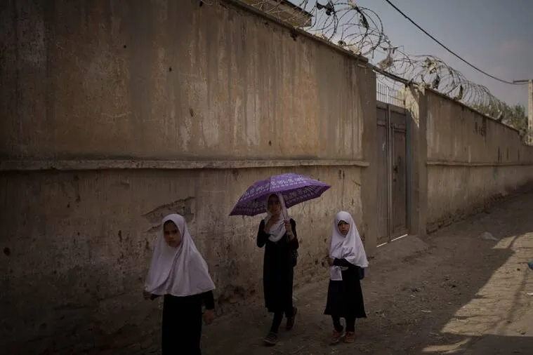 women’s education in afghanistan, Afghanistan, students, educaton 