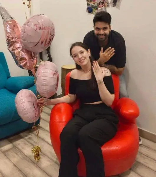 An India-Ukraine love story has a happy ending with a proposal at Delhi airport 430948