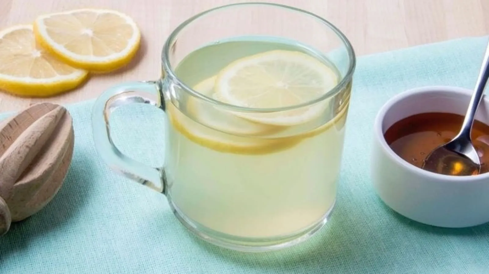 Have Lemon Water To Reduce Breast Size