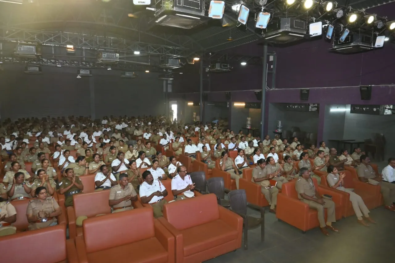 நிகழ்ச்சியில் கலந்துகொண்ட காவலர்கள்<br />
