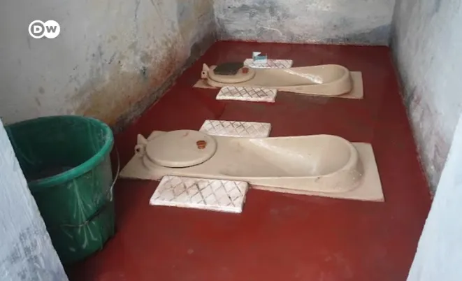 Recycling human waste for fertilizer 