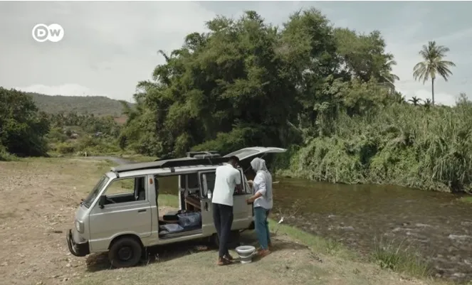 India's First Van Life Couple