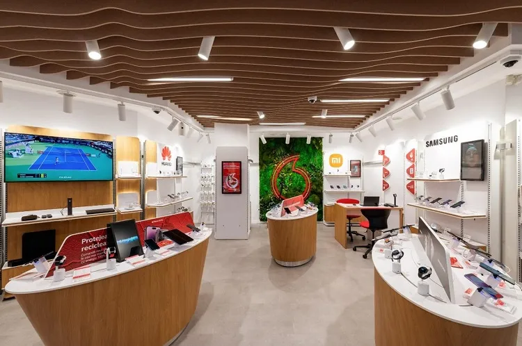 Vodafone Romania elevates retail experience with EasyTech stores