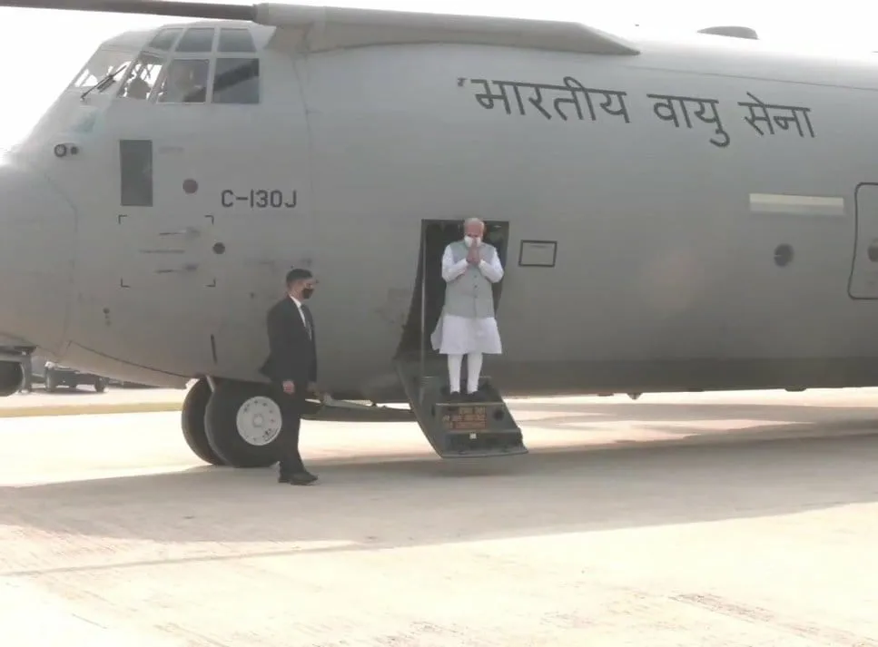 Prime Minister Narendra Modi arrives in Sultanpur
