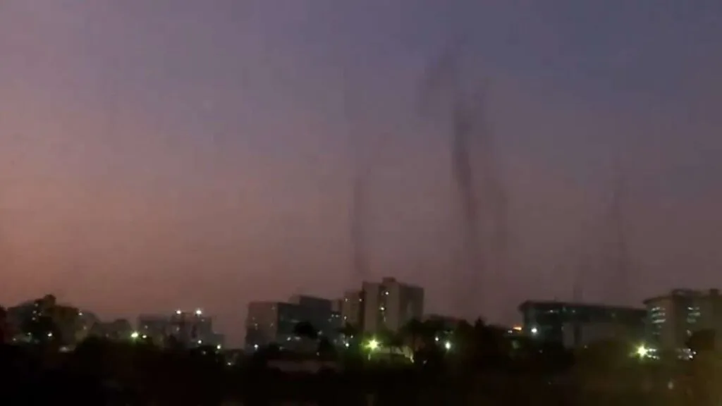 Mosquito 'Tornadoes'