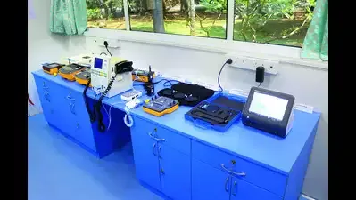 IIT