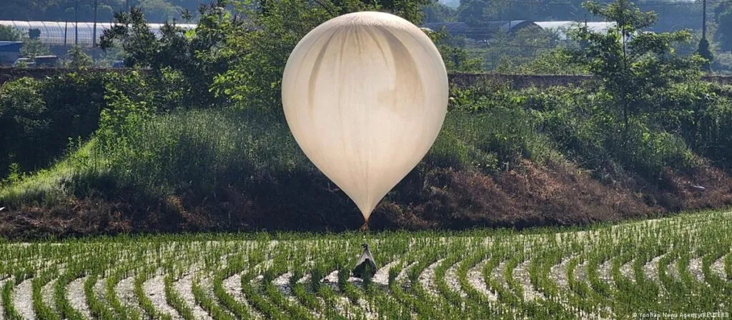 Trash-Carrying Balloons
