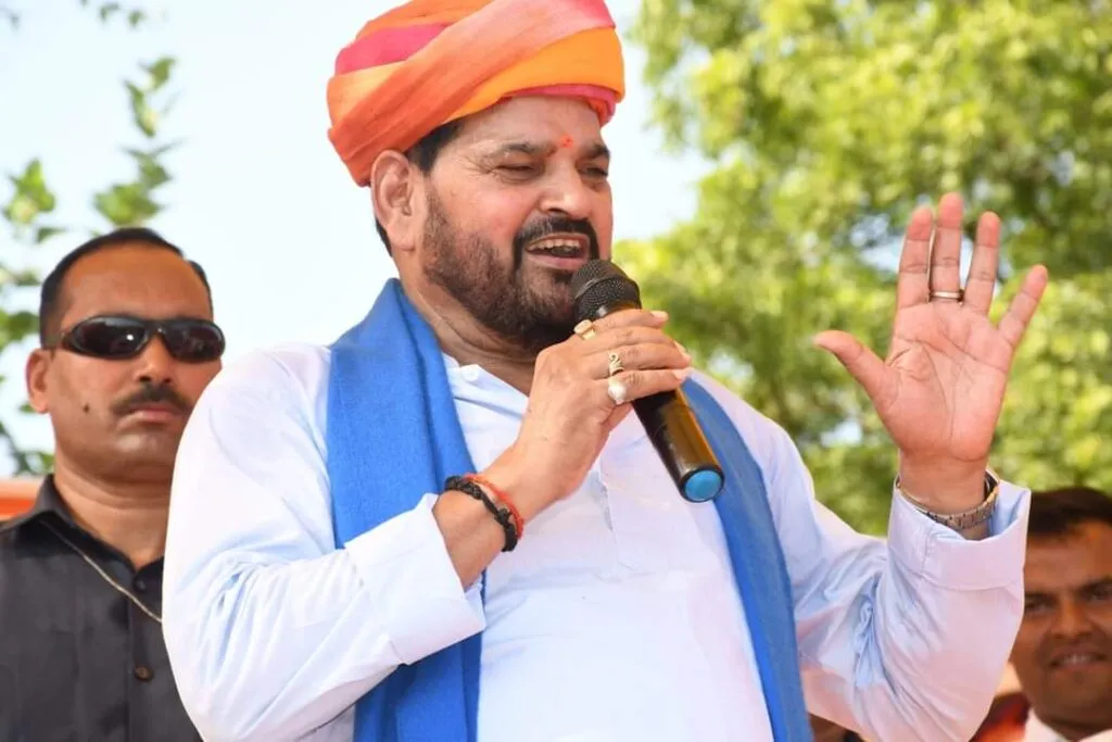 Brij Bhushan Singh son convoy