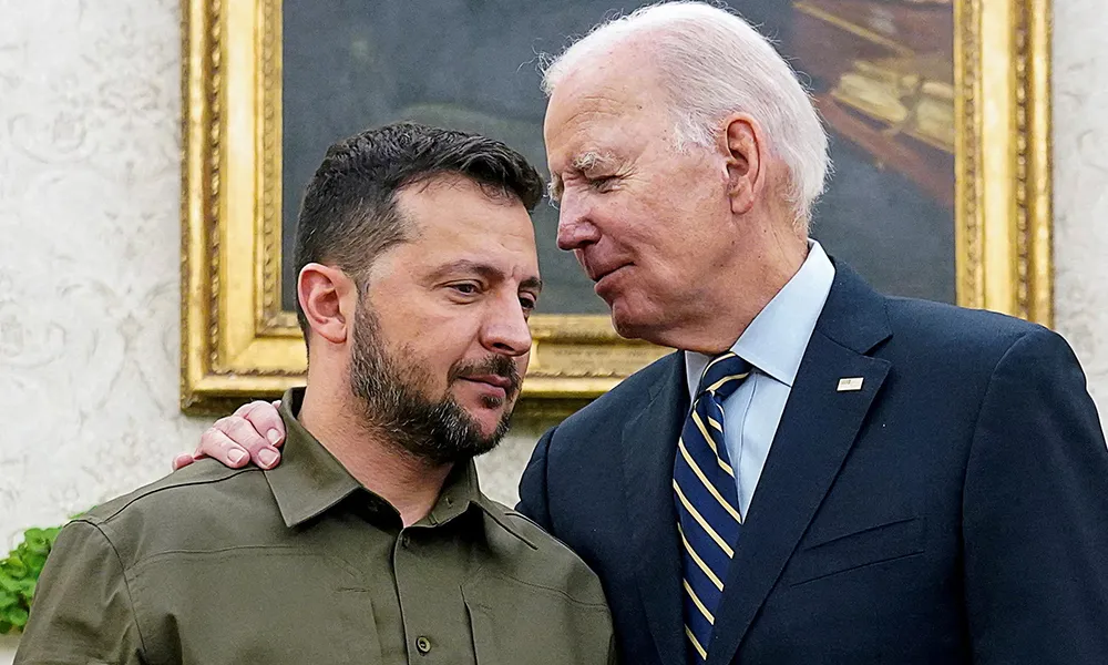 Biden allows Ukraine to use US arms to strike inside Russia | Ariana News