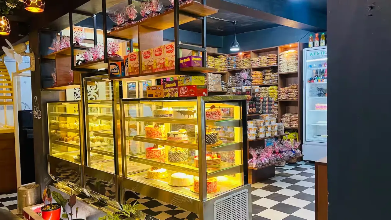 BakeryCakesPastries Shop