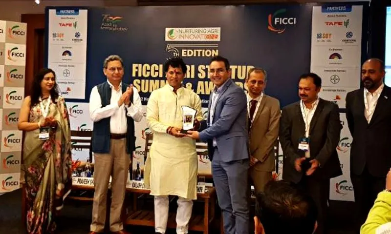 KissanPro won the “Agritech startup for Industry partnership” award in the 5th edition of the prestigious FICCI Summit and Awards for Agri Startups, Award ceremony was held in Federation house, New Delhi and award winners were felicitated by Shri