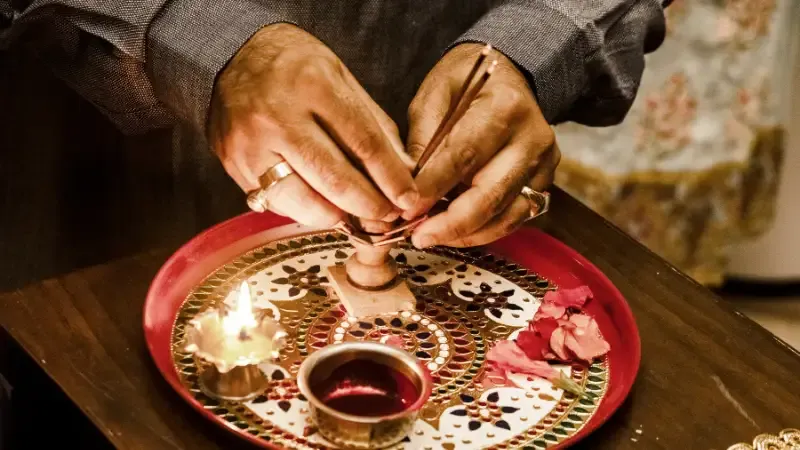 An agarbatti making business can be started on a limited basis or aggressively. For both religious and aromatic reasons , agarbatti is a necessary component of practically every Indian home.