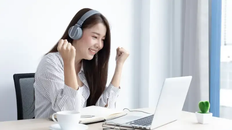Top 10 Most Profitable Niches on YouTube | Career Advice